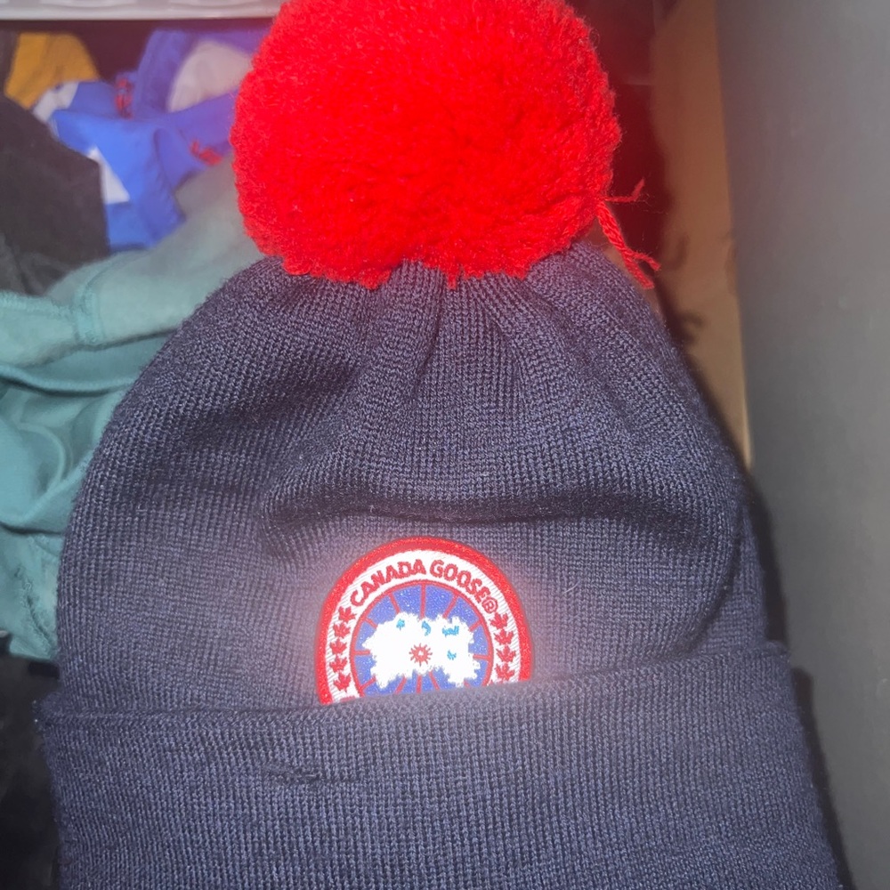 Canada goose hat. One size fits ALL